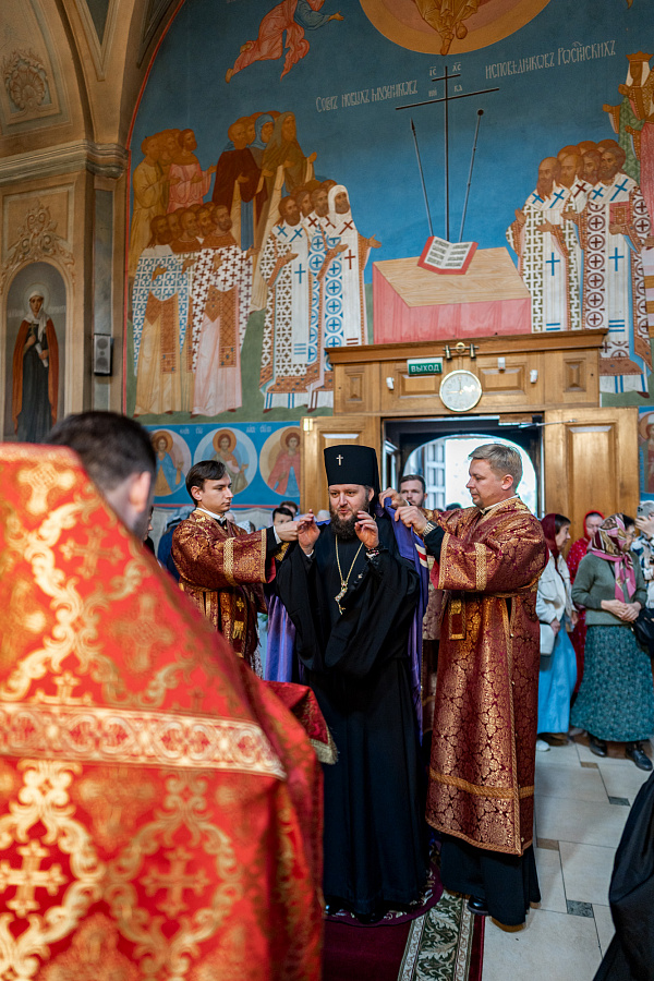Архиерейское богослужение в храме мучеников Флора и Лавра села Ям г.о. Домодедово